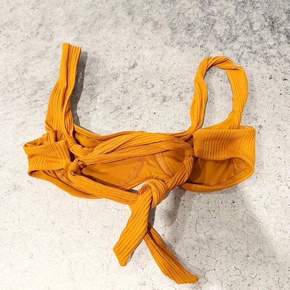 L Space Camellia Pointelle Rib Bikini Top Mustard Orange Size XS - Picture 3 of 4